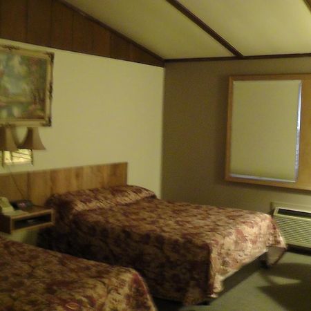 Motel 95 & Campground Hixton Εξωτερικό φωτογραφία